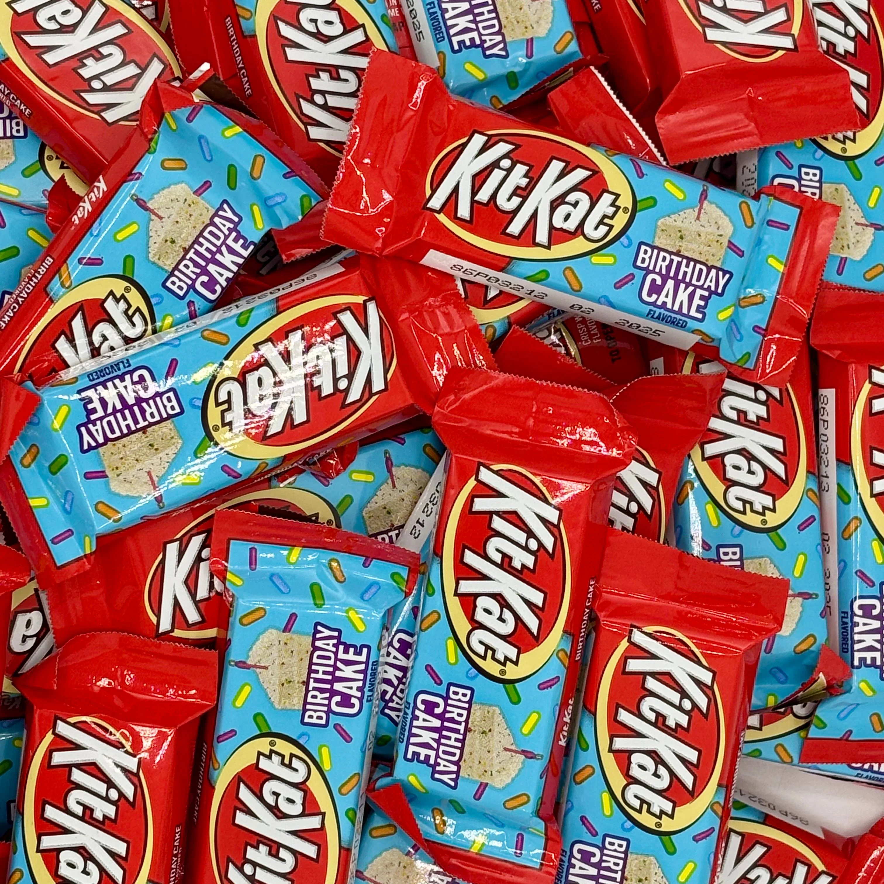 KitKat Birthday Cake Flavored – Snack Size – Bulk Value Bag - Image 3